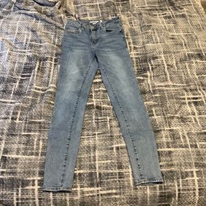 Skinny jeans